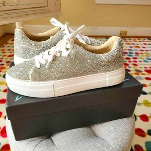 Betsey Johnson Sidny Sneaker woman's sz 9.5m